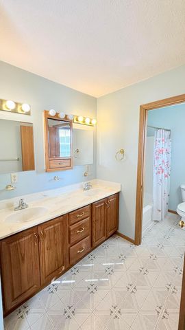 593 Franklin Circle, Chillicothe, OH 45601