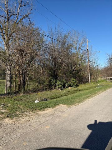 2527 Lone Oak Road, Houston, TX 77093