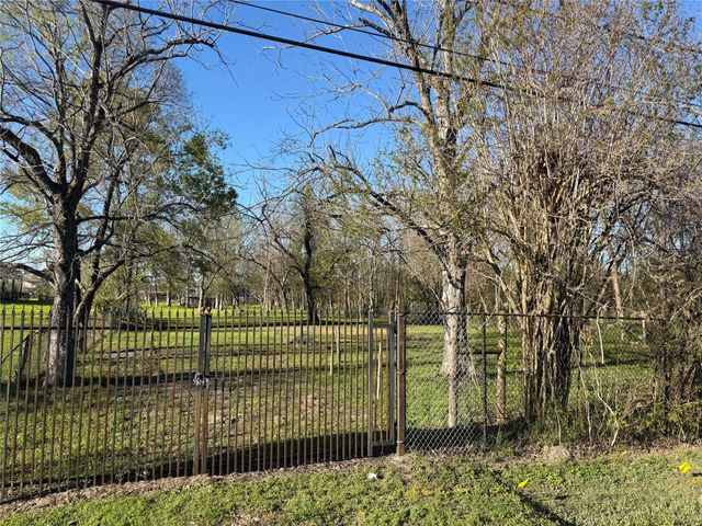 2527 Lone Oak Road, Houston, TX 77093