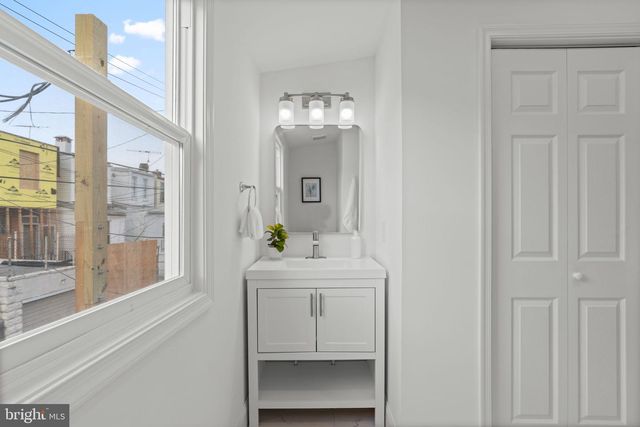 224 N GLOVER ST, Baltimore, MD 21224