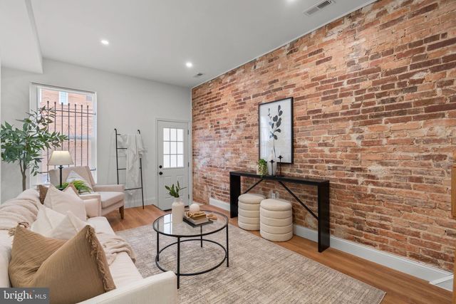 224 N GLOVER ST, Baltimore, MD 21224