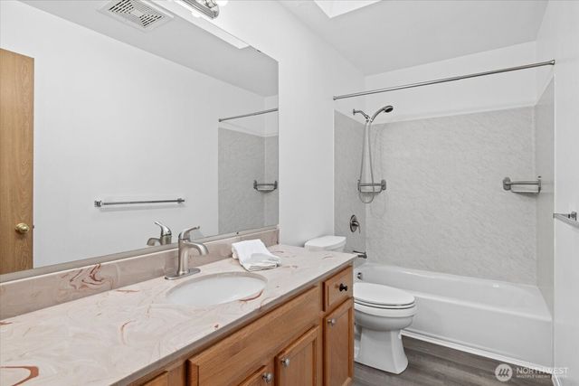 3001 S Charlestown Street, Seattle, WA 98144