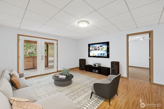 3001 S Charlestown Street, Seattle, WA 98144