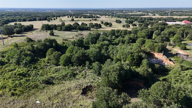 350 Division Lane, Poolville, TX 76487