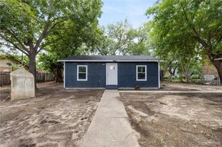 211 Elm Street, Donna, TX 78537