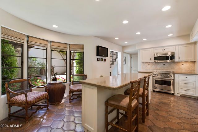 6701 N SCOTTSDALE Road 20, Scottsdale, AZ 85250