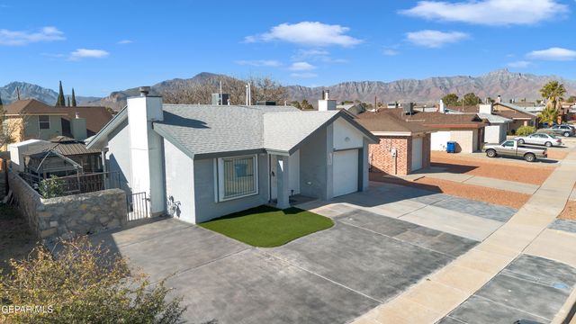 10945 GOLDEN POND Drive, El Paso, TX 79934