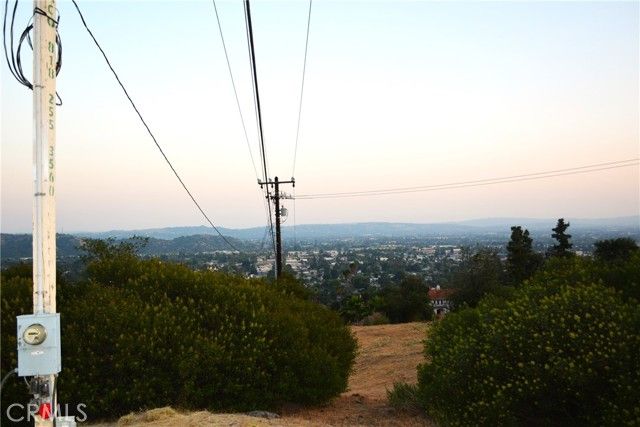 946 N Glendora Ave, Glendora, CA 91741