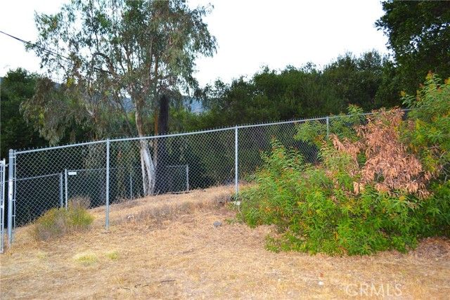 946 N Glendora Ave, Glendora, CA 91741