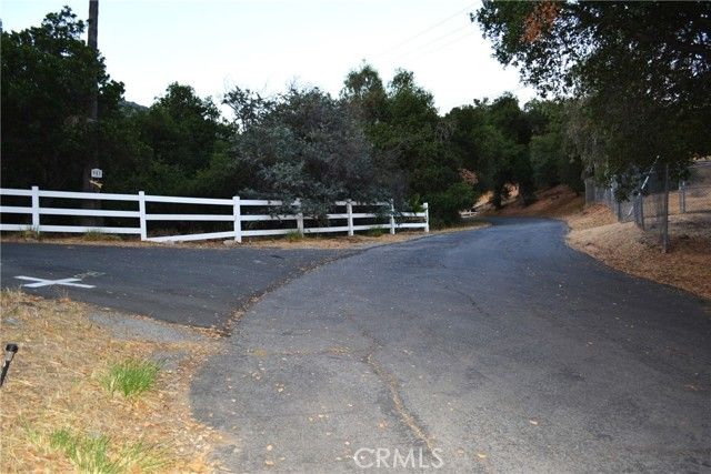 946 N Glendora Ave, Glendora, CA 91741