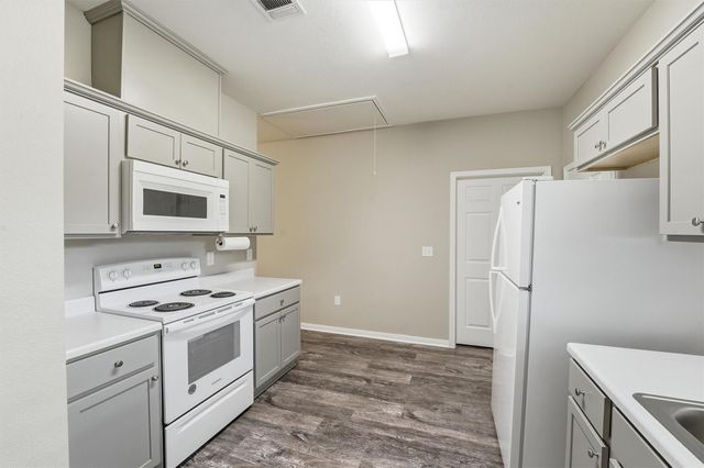 188 County Road 480, Dayton, TX 77535