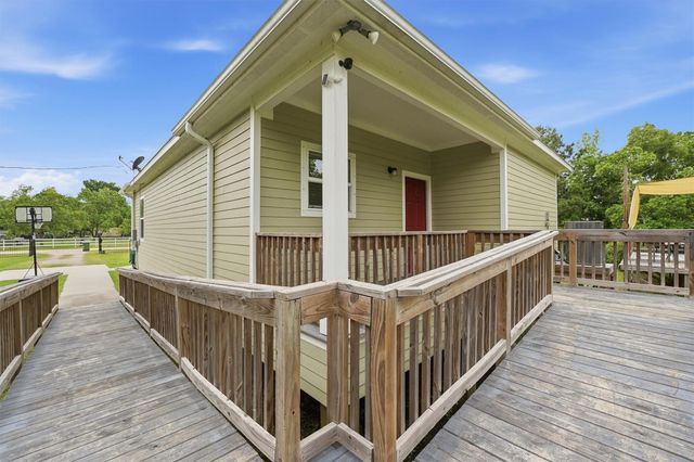 188 County Road 480, Dayton, TX 77535