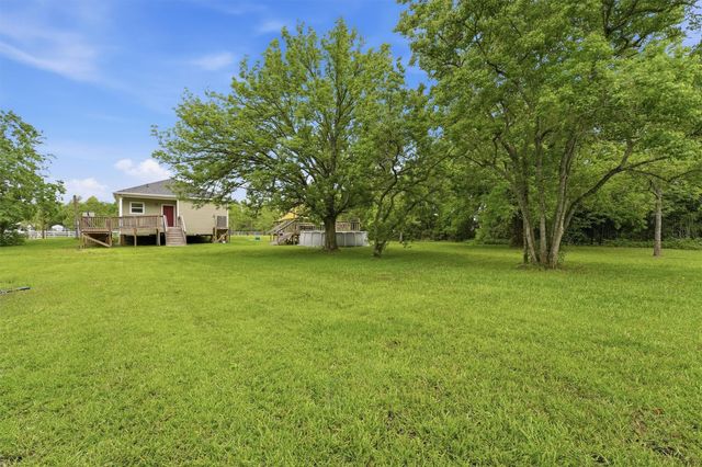 188 County Road 480, Dayton, TX 77535