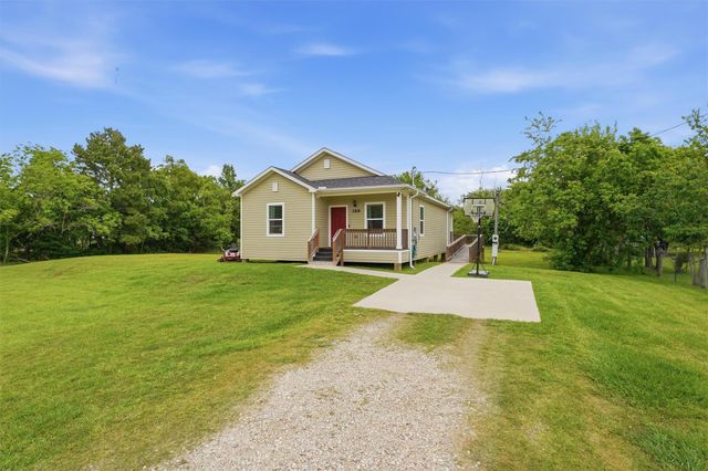 188 County Road 480, Dayton, TX 77535