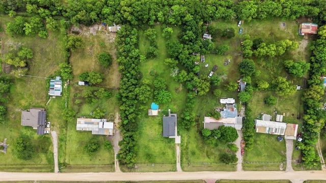 188 County Road 480, Dayton, TX 77535