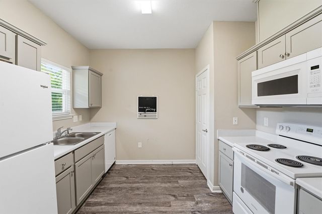 188 County Road 480, Dayton, TX 77535