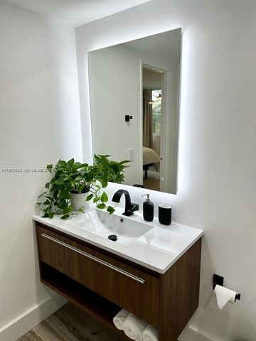 4544 NW 79th Ave 1F, Doral, FL 33166