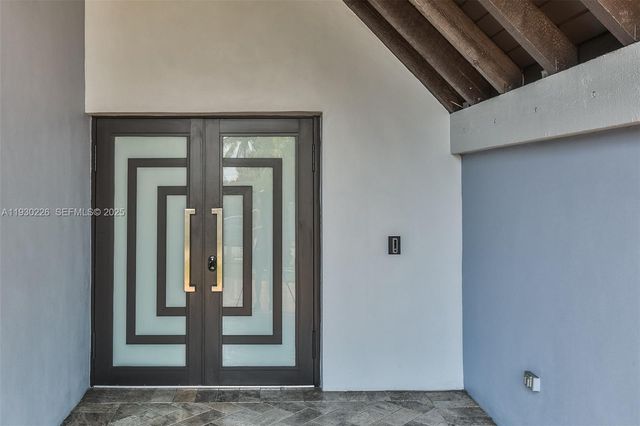 20550 NE 8th Ct, Miami, FL 33179