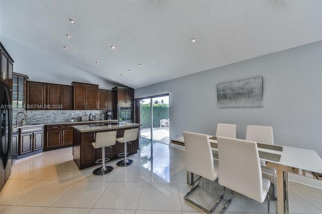 20550 NE 8th Ct, Miami, FL 33179