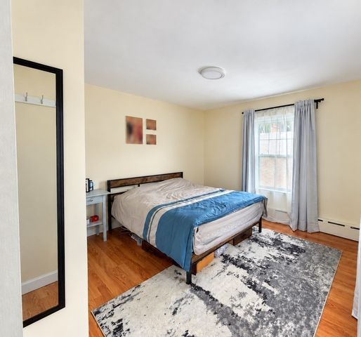 17 Crawford Rd, Braintree, MA 02184
