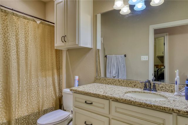 2205 Ironwood Drive, College Station, TX 77845