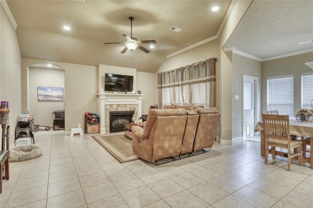 2205 Ironwood Drive, College Station, TX 77845