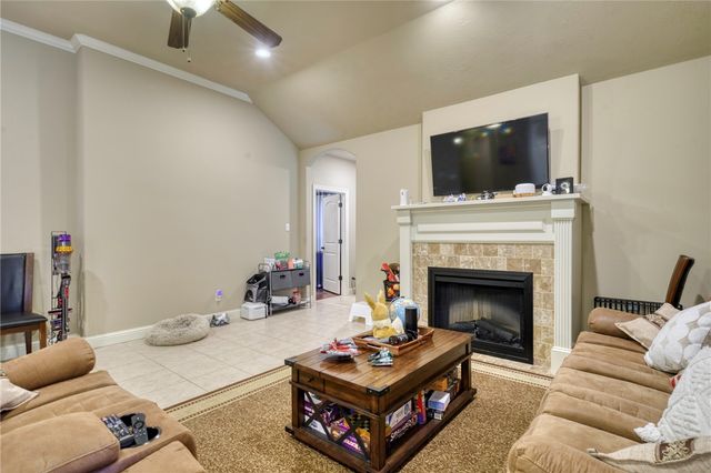 2205 Ironwood Drive, College Station, TX 77845
