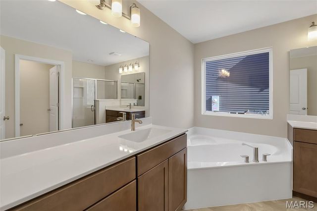 302 Osprey Court, Lake St Louis, MO 63367