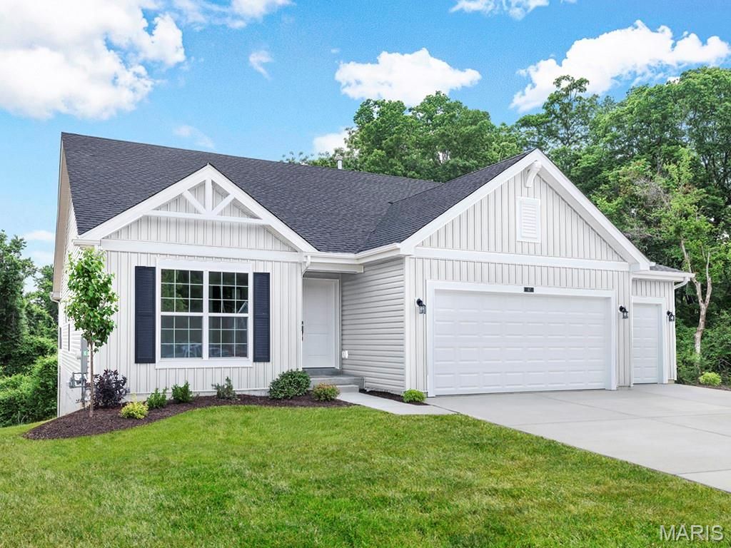 302 Osprey Court, Lake St Louis, MO 63367