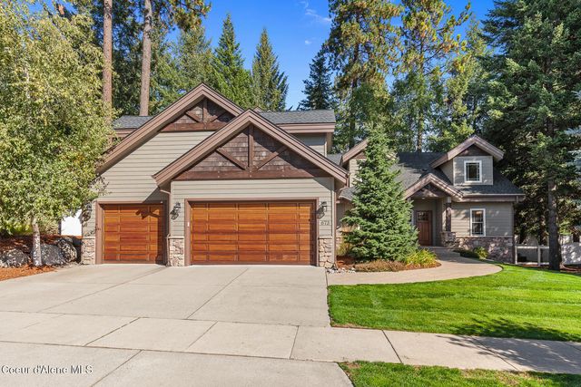 673 E Arena Loop, Hayden, ID 83835