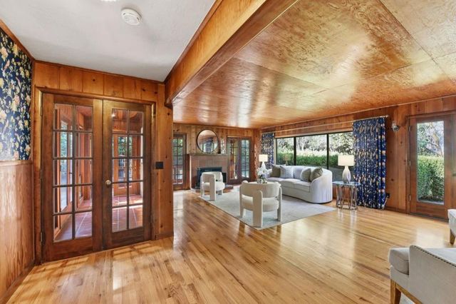 12861 Foothill Lane, Saratoga, CA 95070