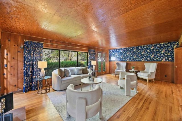 12861 Foothill Lane, Saratoga, CA 95070