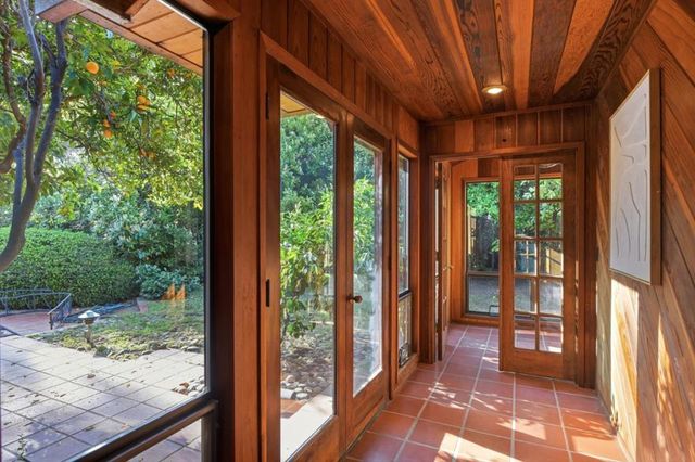 12861 Foothill Lane, Saratoga, CA 95070