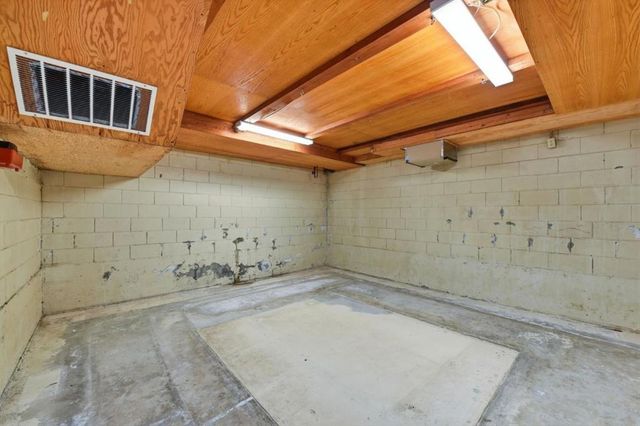 12861 Foothill Lane, Saratoga, CA 95070