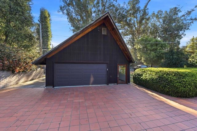 12861 Foothill Lane, Saratoga, CA 95070