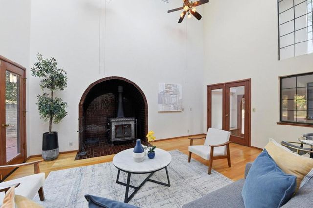12861 Foothill Lane, Saratoga, CA 95070