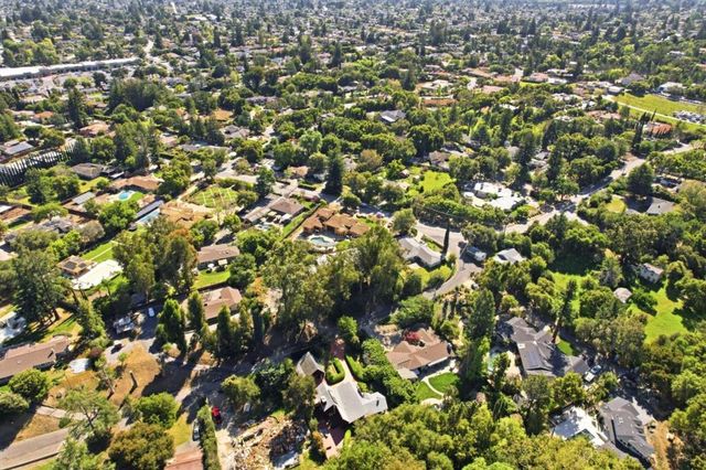 12861 Foothill Lane, Saratoga, CA 95070