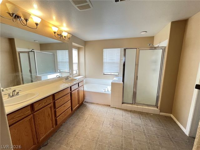 5420 PIPERS MEADOW Court, North Las Vegas, NV 89031