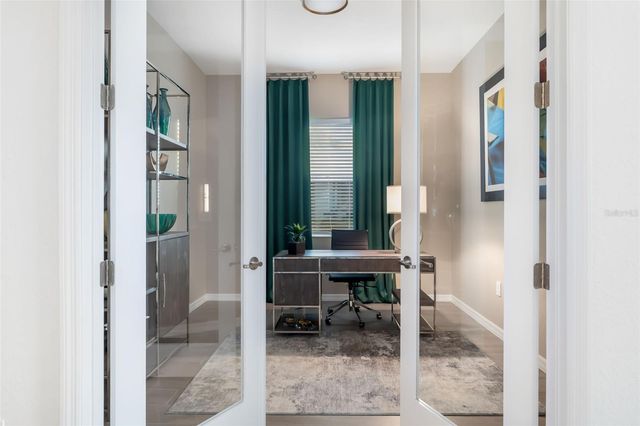 5617 LIGHTNING WHELK LANE, Lakewood Ranch, FL 34211