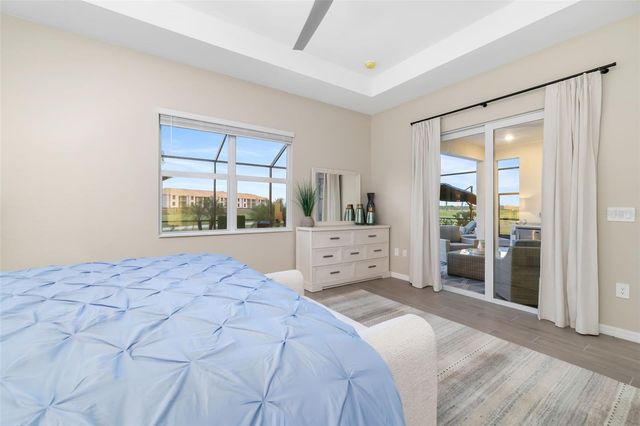 5617 LIGHTNING WHELK LANE, Lakewood Ranch, FL 34211