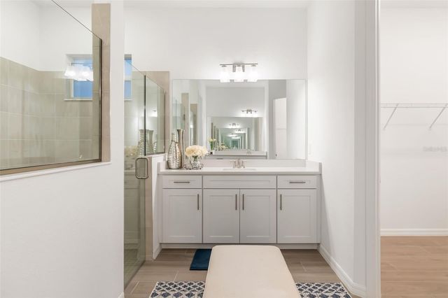 5617 LIGHTNING WHELK LANE, Lakewood Ranch, FL 34211