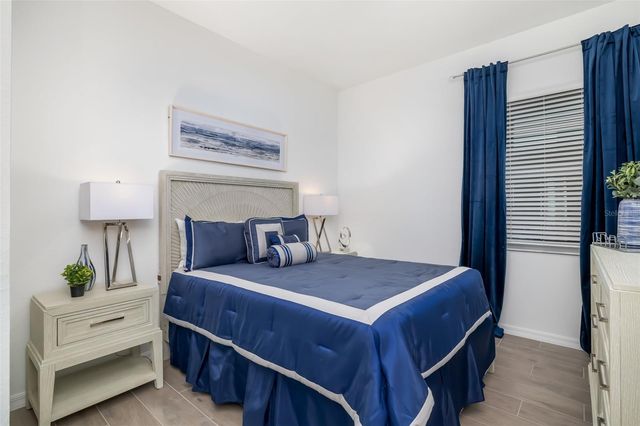 5617 LIGHTNING WHELK LANE, Lakewood Ranch, FL 34211