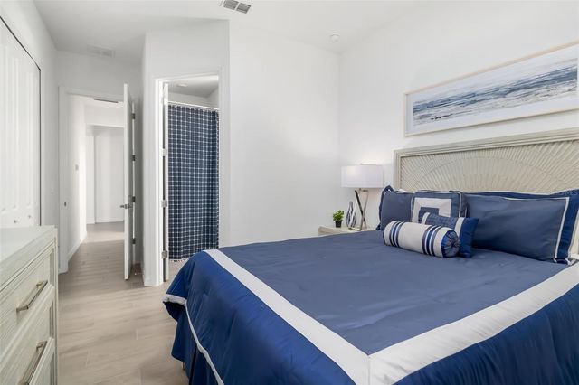 5617 LIGHTNING WHELK LANE, Lakewood Ranch, FL 34211