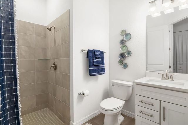 5617 LIGHTNING WHELK LANE, Lakewood Ranch, FL 34211