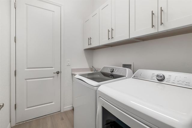 5617 LIGHTNING WHELK LANE, Lakewood Ranch, FL 34211