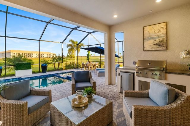 5617 LIGHTNING WHELK LANE, Lakewood Ranch, FL 34211