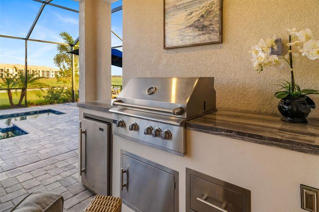 5617 LIGHTNING WHELK LANE, Lakewood Ranch, FL 34211