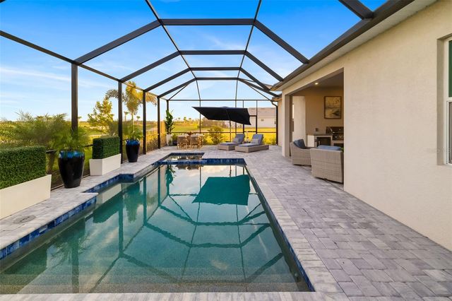 5617 LIGHTNING WHELK LANE, Lakewood Ranch, FL 34211