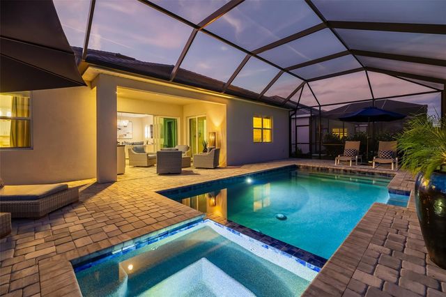 5617 LIGHTNING WHELK LANE, Lakewood Ranch, FL 34211