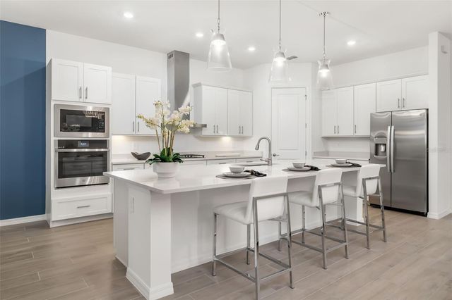 5617 LIGHTNING WHELK LANE, Lakewood Ranch, FL 34211